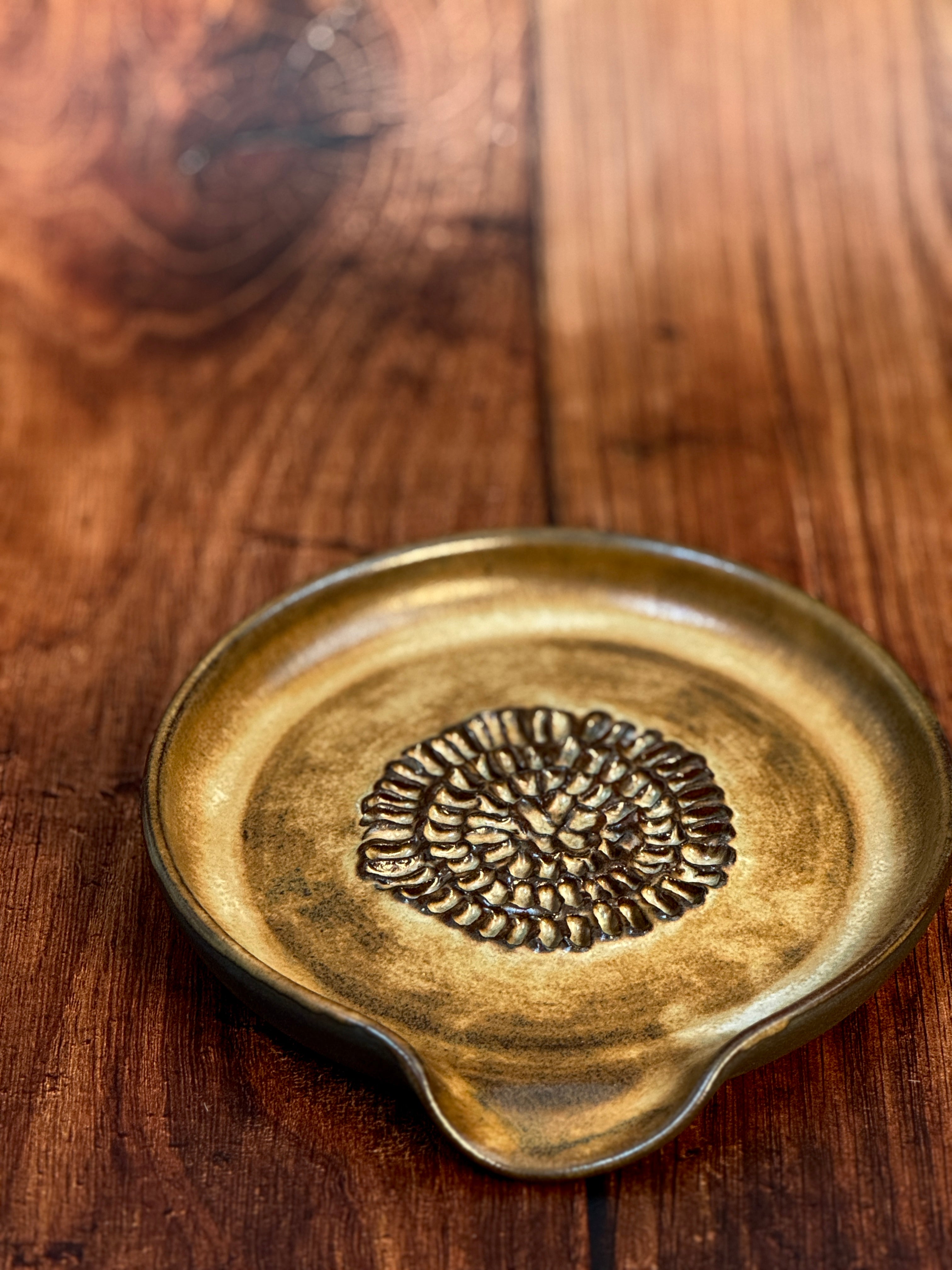Earthy Brown Handmade Grating Dish (Stoneware)