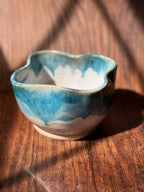 Wavy Rim Handmade Ceramic Bowl (Stoneware)
